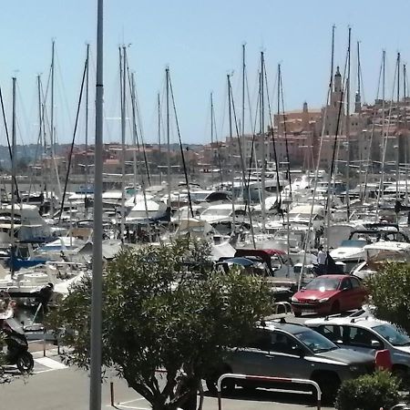 Joli Studio Bord De Mer, Clim, Balcon, Parking Prive Menton Exterior foto